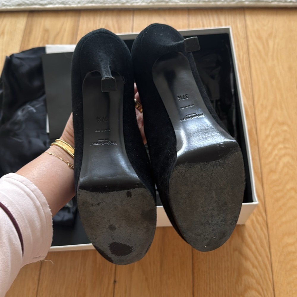 YSL Triboo Black Suede Pumps - Picture 4 of 5
